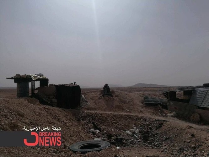 Quân Syria tấn công mở rộng kiểm soát sát căn cứ Mỹ trên sa mạc Damascus ảnh 1