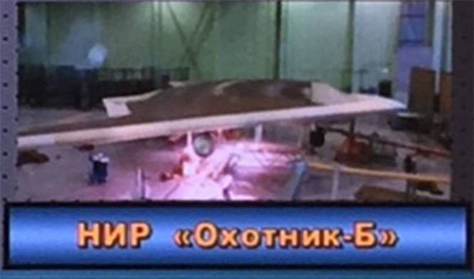 Nga chế tạo máy bay không người lái hạng nặng "Okhotnik" đọ Mỹ và Trung Quốc ảnh 3