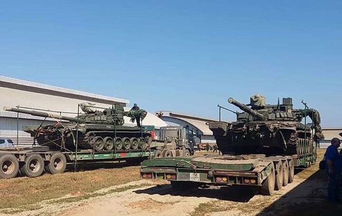Xe tăng “Đại bàng trắng” của Nga đang trên đường đến Lào ảnh 2