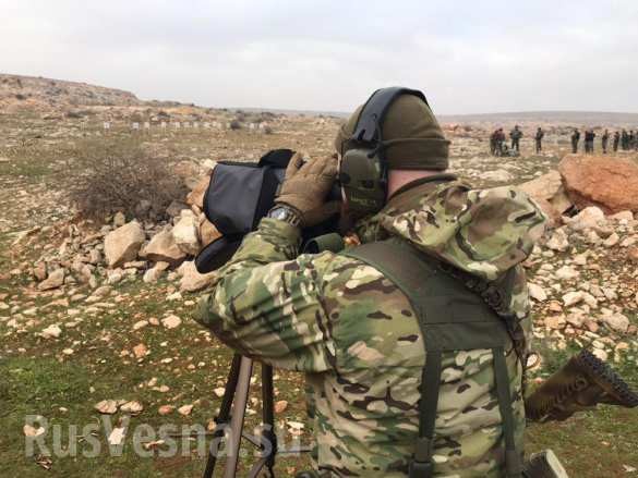 Lính đánh thuê Nga huấn luyện binh sĩ Syria ngay trên chiến trường chống khủng bố ảnh 13
