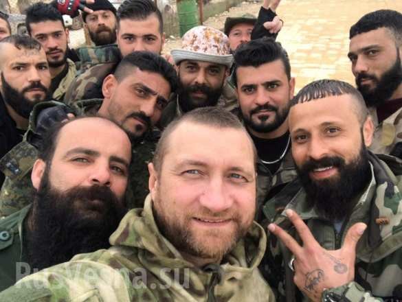 Lính đánh thuê Nga huấn luyện binh sĩ Syria ngay trên chiến trường chống khủng bố ảnh 18