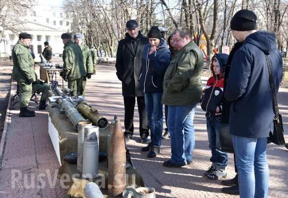 “Nước mắt Donbass” Lugansk và Donetsk tổ chức triển lãm chứng tích chiến tranh ảnh 11
