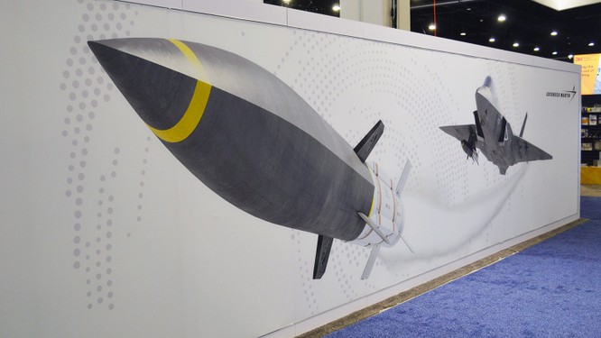 Mỹ chạy đua với Nga, thúc đẩy phát triển tên lửa siêu âm chống hạm ảnh 2