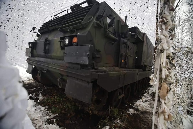 Ukraine nhận viện trợ UAV từ Luxembourg, sử dụng pháo phản lực MARS II tấn công Donetsk ảnh 5