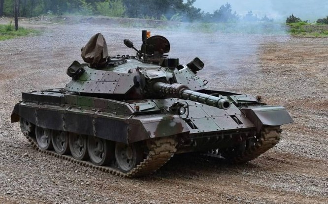 Slovakia cung cấp xe tăng T-55 lỗi thời và MiG 29 cho Ukraine ảnh 1