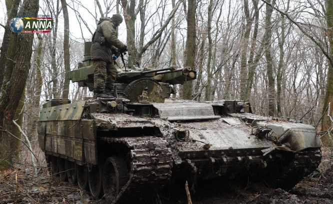 Xe yểm trợ xe tăng “Kẻ hủy diệt” BMPT thể hiện uy lực trên chiến trường Luhansk ảnh 3