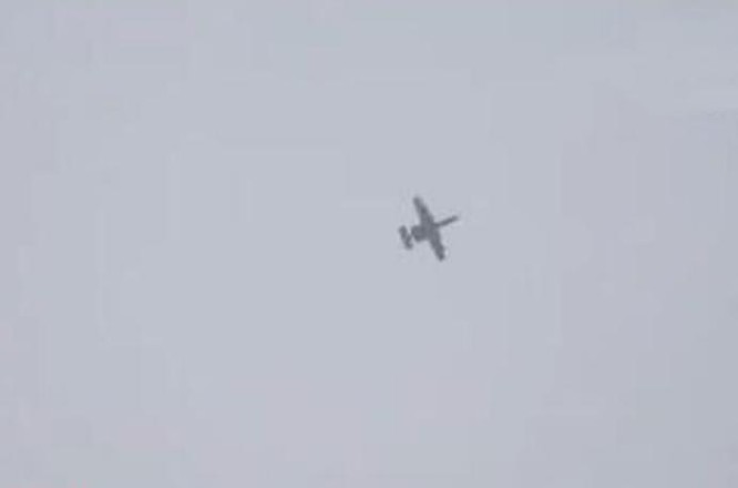 Máy bay tấn công A-10 Quân đội Mỹ tham chiến ở Syria. Ảnh: Tin tức Tham khảo, Trung Quốc.