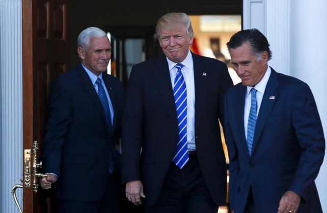 Ngày 19/11/2016, Tổng thống đắc cử Donald Trump gặp ông Willard Mitt Romney, ứng cử viên Tổng thống Mỹ Đảng Cộng hòa năm 2012. Ảnh: ABC News