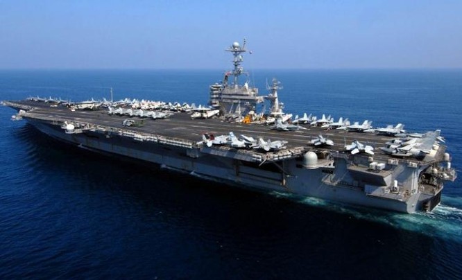 Tàu sân bay động cơ hạt nhân USS Carl Vinson. Ảnh: End Time Headlines