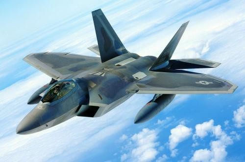 Máy bay chiến đấu tàng hình F-22 Raptor Mỹ có thể bị hệ thống phòng không S-400 tiêu diệt (ảnh tư liệu)