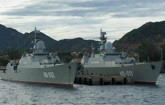 Hai tàu hộ vệ lớp Gepard 3.9 của Hải quân Việt Nam. Ảnh: Sohu.