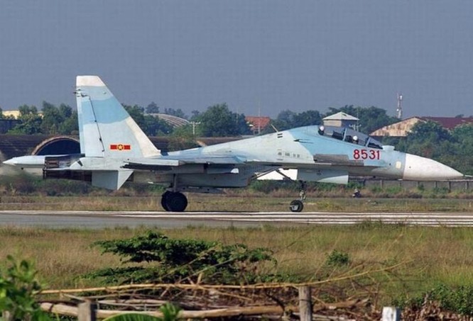 Máy bay chiến đấu đa dụng Su-30MK2V của không quân Việt Nam. Ảnh: Qianlong.
