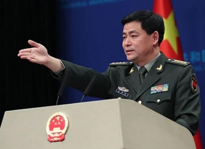 Người phát ngôn Bộ Quốc phòng Trung Quốc Nhậm Quốc Cường. Ảnh: Caixin.