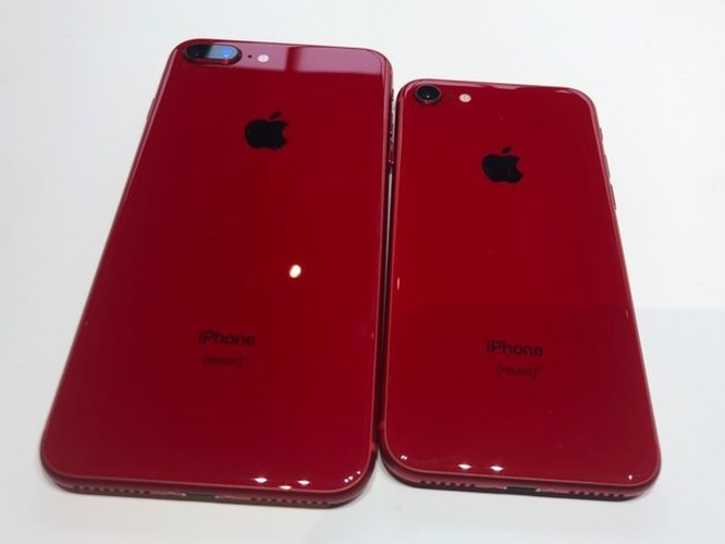 Đây là iPhone 8 Product RED: rất đẹp, rất dễ bám vân tay ảnh 2