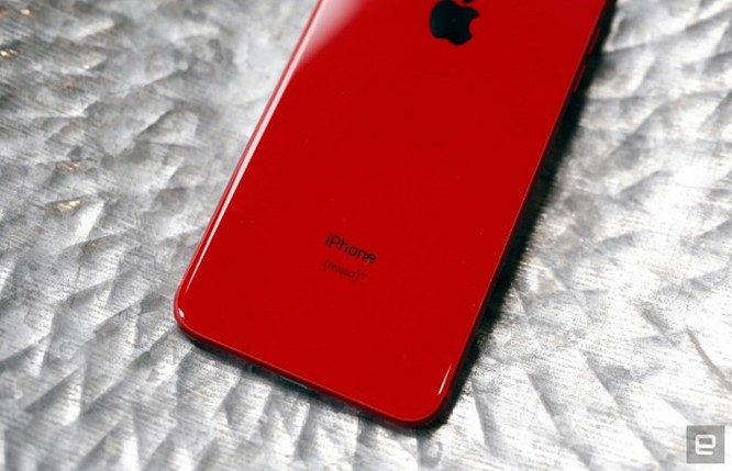 Cận cảnh iPhone 8 Plus Product Red ảnh 6