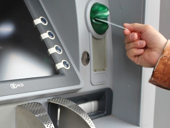 Thiết bị mới giúp hạn chế mất tiền ATM ảnh 1