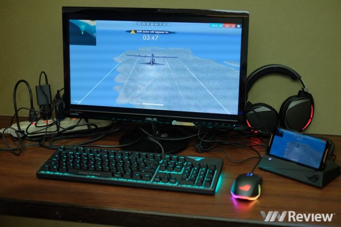 Trên tay ROG Phone - điện thoại chuyên game tối tân của Asus với hàng loạt tính năng độc lạ ảnh 15