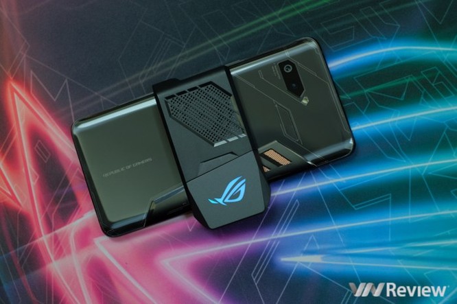 Trên tay ROG Phone - điện thoại chuyên game tối tân của Asus với hàng loạt tính năng độc lạ ảnh 5
