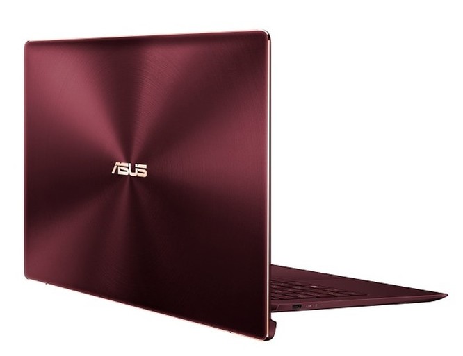 Laptop 13,3 inch siêu gọn nhẹ và cực bền ảnh 2