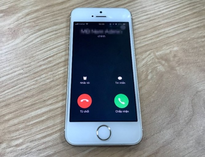 Đây là lý do iPhone không có nút Từ chối cuộc gọi trên màn hình khóa ảnh 1