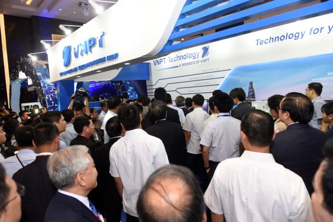 Ấn tượng VNPT tại Diễn đàn và Triển lãm Industry Summit 2018 ảnh 12