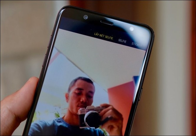 Mở hộp Samsung Galaxy J8 2018, camera kép xóa phông, màn hình tràn viền, giá 7,29 triệu đồng ảnh 6