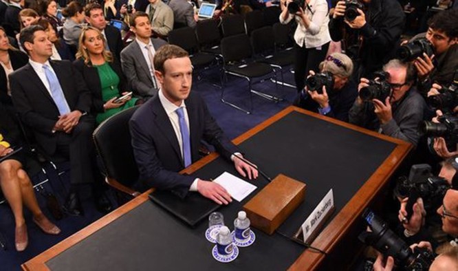 Mất quá nhiều tiền, cổ đông đâm đơn kiện Facebook và Mark Zuckerberg ảnh 1