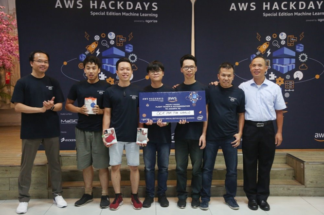 Cuộc thi AWS Hackdays Vietnam 2018 đã tìm được đội vô địch ảnh 1