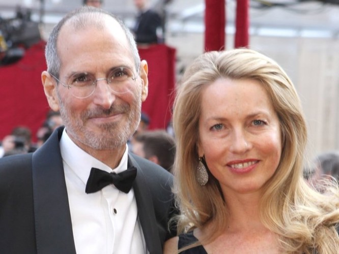 Vợ mới của Steve Jobs lần đầu cởi mở về mối quan hệ lạnh nhạt giữa chồng và con gái của vợ cũ ảnh 2