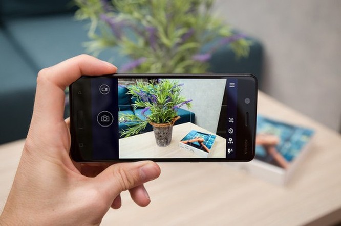 Smartphone hoài cổ: nên mua Nokia 5 hay Samsung Galaxy J4? ảnh 17