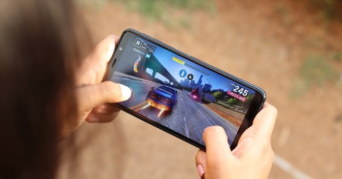 Samsung Galaxy A7 giá cao liệu có chơi game tốt? ảnh 10