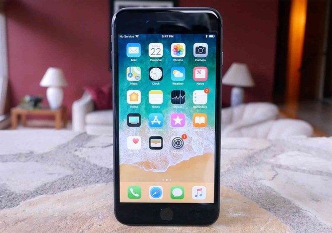 Apple bán iPhone 8, 8 Plus hàng tân trang giá từ 449 USD ảnh 1