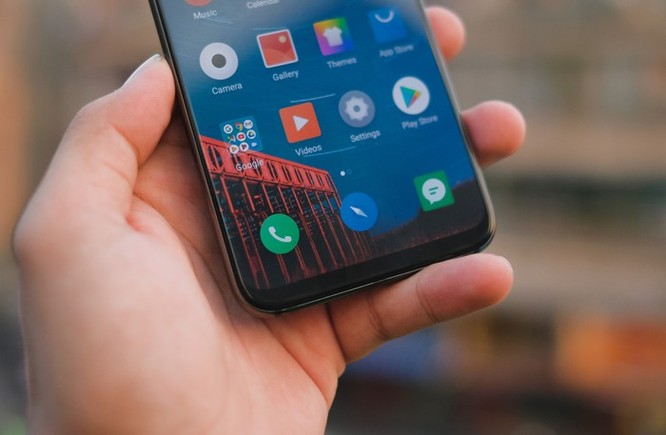 Chi tiết smartphone mỏng nhẹ nhất 2018 giá 11 triệu ở VN ảnh 7