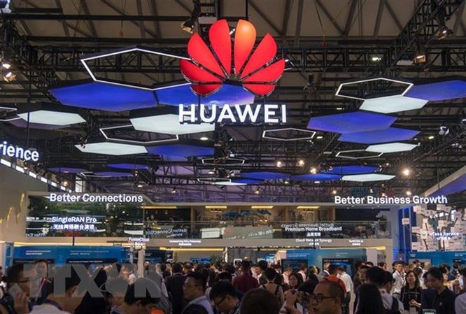 Canada: Hai ông lớn viễn thông thuyết phục không quay lưng với Huawei ảnh 1