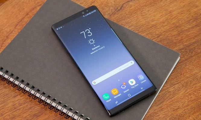 Những flagship từ năm 2017 vẫn đáng mua ảnh 9