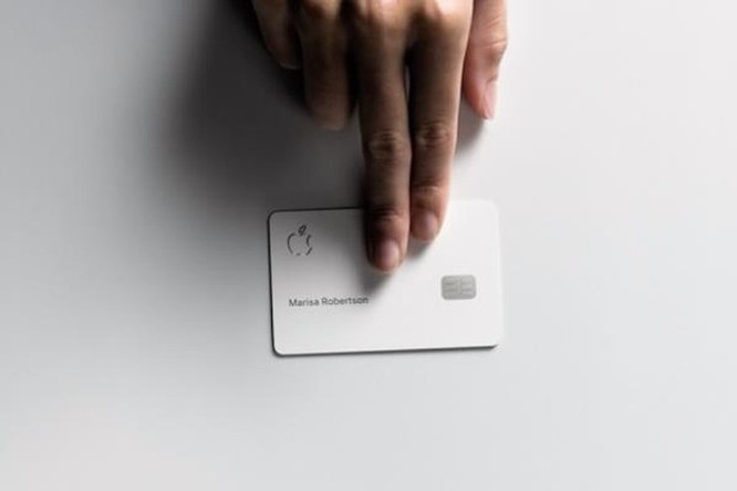 Với Card, Apple muốn nhét 'con quỷ hút máu' vào ví của bạn ảnh 1