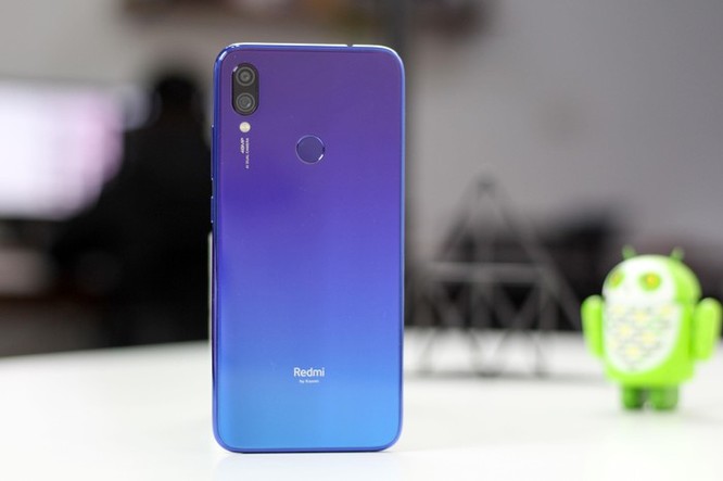 Loạt smartphone pin 'trâu', giá dưới 5 triệu đồng đang bán tại VN ảnh 4