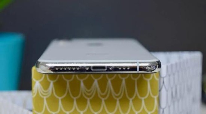 7 lý do nên mua iPhone XS và 3 lý do nên chờ đợi iPhone mới ảnh 10