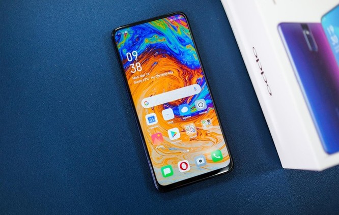 Loạt smartphone tầm trung màn hình lớn đáng chú ý tại VN ảnh 2