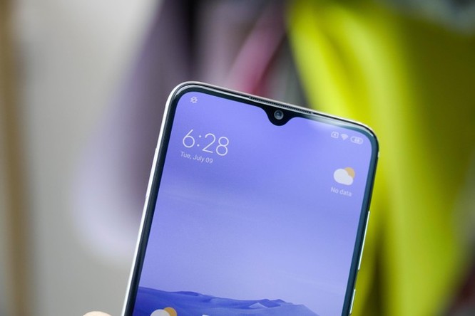 Xiaomi Mi CC9 về VN - camera selfie 32 MP, có Mimoji, giá 7 triệu đồng ảnh 2