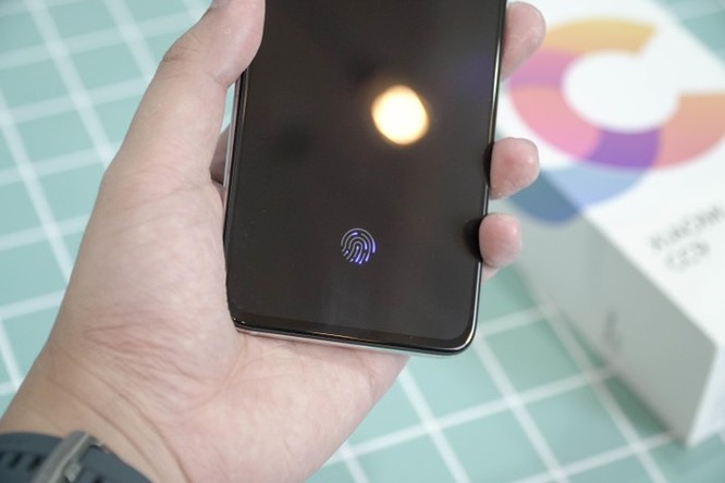 Xiaomi Mi CC9 về VN - camera selfie 32 MP, có Mimoji, giá 7 triệu đồng ảnh 3