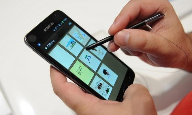 Chiếc bút nhỏ, màn hình to - sự khác biệt và 'quyền lực' Galaxy Note ảnh 1