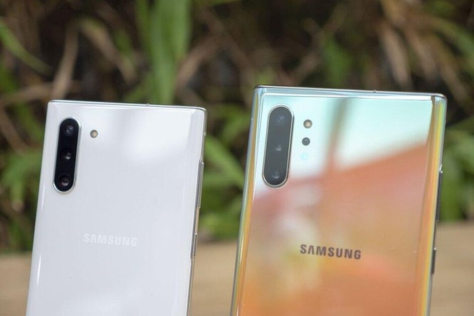 Sau khi bỏ giắc cắm tai nghe trên Note 10, Samsung đang tìm cách xóa sạch các video hãng 'troll' Apple vì bỏ giắc cắm tai nghe trên iPhone ảnh 1