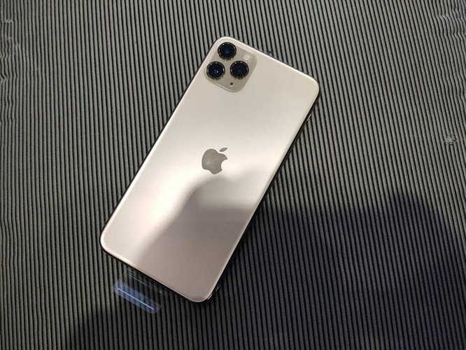 iPhone11 Pro Max bất ngờ xuất hiện tại Việt Nam ảnh 1