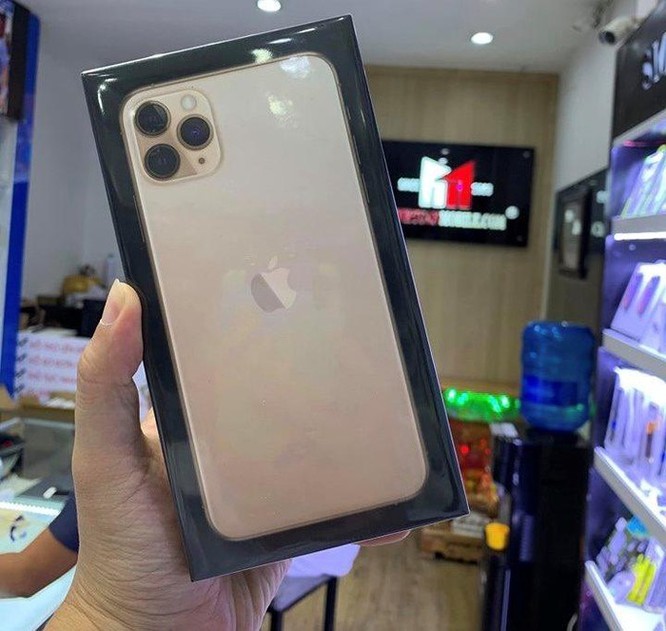 iPhone11 Pro Max bất ngờ xuất hiện tại Việt Nam ảnh 3