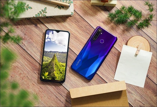 Realme giới thiệu bộ đôi smartphone Realme 5, cụm 4 camera, giá từ 3,99 triệu đồng ảnh 1