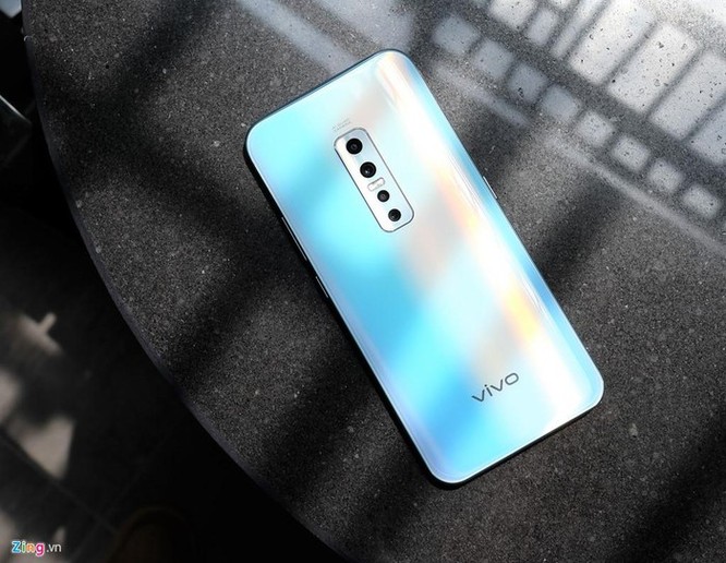 Vivo V17 Pro ra mắt - camera selfie kép trượt, giá 10 triệu đồng ảnh 1