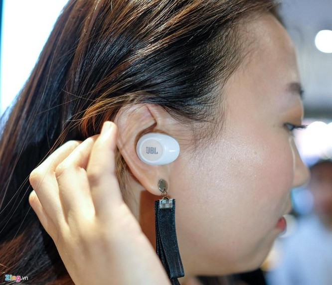 Chi tiết tai nghe True Wireless giá rẻ nhất từ JBL ảnh 8