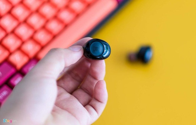 Chi tiết tai nghe True Wireless giá rẻ nhất từ JBL ảnh 7