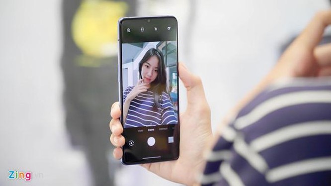 Đối thủ iPhone 11 về Việt Nam, giá 11,5 triệu đồng ảnh 5